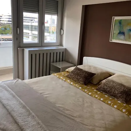 Arena Lux Apartament