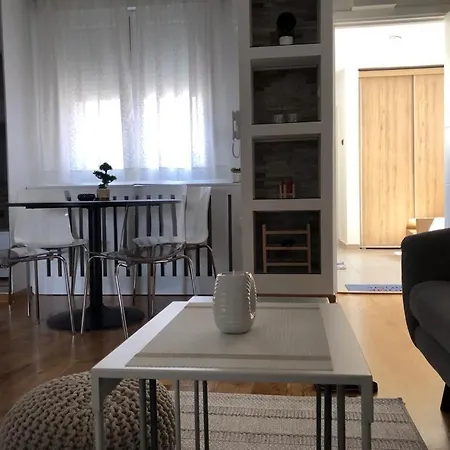 Apartament Arena Lux